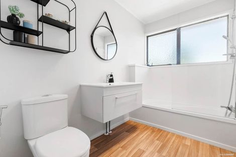 Photo of property in 4 Wesleydale Place, Papakura, 2110