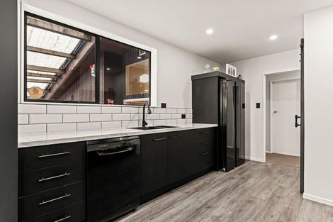 Photo of property in 1/51 Hay Street, Bromley, Christchurch, 8062
