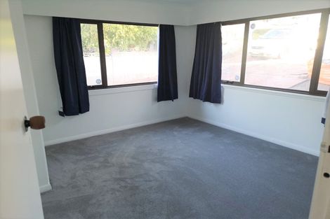 Photo of property in 4 Evans Road, Glen Eden, Auckland, 0602