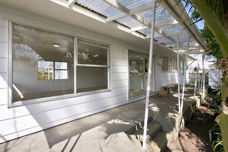 Photo of property in 19 Carey Street, Waitara, 4320