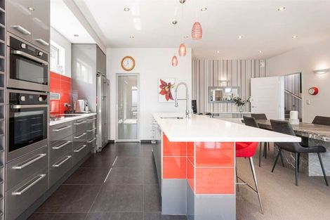 Photo of property in 8 Millway Place, Huntsbury, Christchurch, 8022