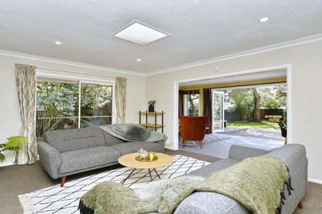 Photo of property in 910 Avonside Drive, Avondale, Christchurch, 8061