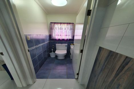 Photo of property in 15 Cargill Street, Papakura, 2110