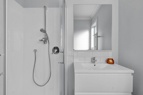 Photo of property in 20a Maple Crescent, Whalers Gate, New Plymouth, 4310