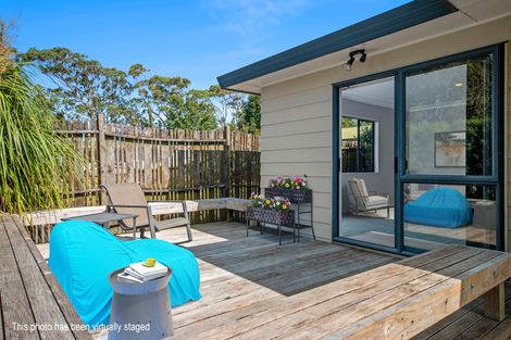 Photo of property in 73a Sandspit Road, Waiuku, 2123