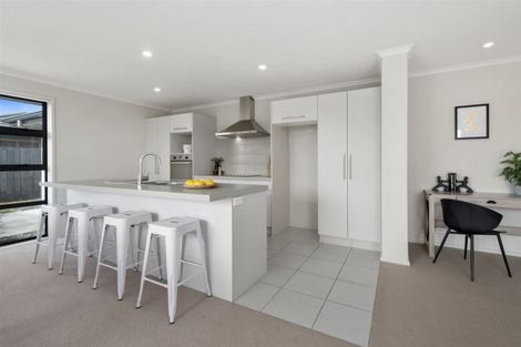 Photo of property in 125 Doncaster Drive, Papamoa Beach, Papamoa, 3118