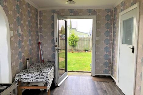 Photo of property in 14 Argyle Street, Balclutha, 9230