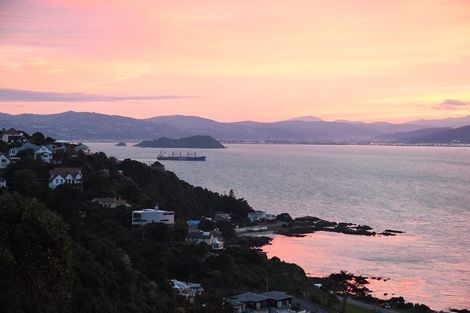 Photo of property in 108 Seatoun Heights Road, Seatoun, Wellington, 6022