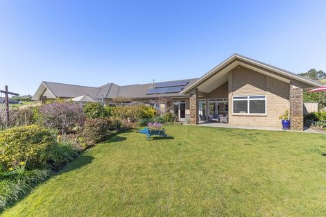 Photo of property in 35 Polo Lane, Whitford, Manurewa, 2576