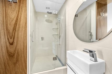 Photo of property in 8 Seamount Terrace, Mount Pleasant, Christchurch, 8081