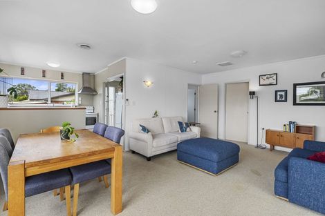 Photo of property in 1/20 Merchant Avenue, Te Atatu South, Auckland, 0610