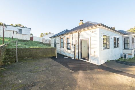 Photo of property in 265 Ravensbourne Road, Ravensbourne, Dunedin, 9022