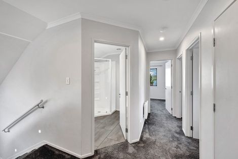 Photo of property in 44 Belt Road, Moturoa, New Plymouth, 4310