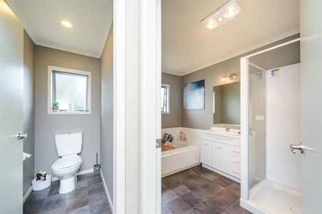 Photo of property in 32a Phillips Street, Sanson, 4817