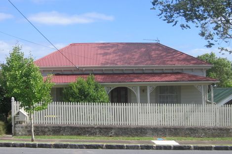 Photo of property in 39 Albert Road, Devonport, Auckland, 0624