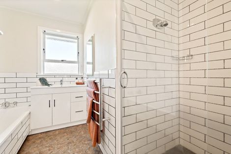 Photo of property in 14 Lodge Avenue, Mount Maunganui, 3116