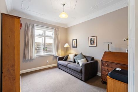 Photo of property in 11 Manapouri Crescent, Hokowhitu, Palmerston North, 4410