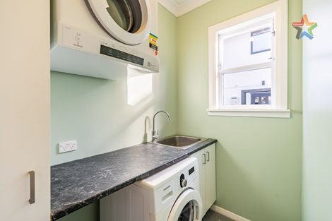 Photo of property in 99 Whites Line East, Waiwhetu, Lower Hutt, 5010