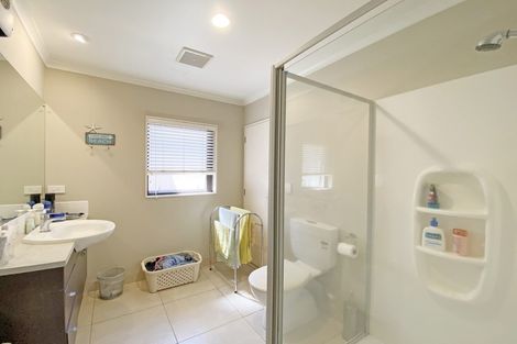 Photo of property in 9 Dunoon Close, Flat Bush, Auckland, 2016