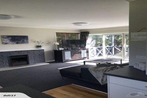 Photo of property in 53 William Street, Waikanae Beach, Waikanae, 5036