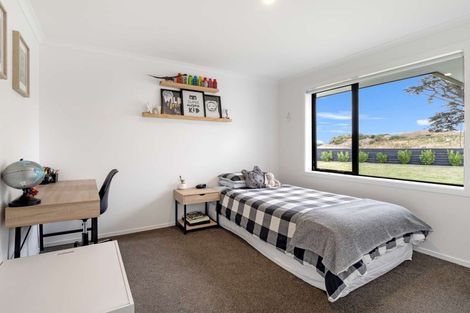 Photo of property in 44 Tirimoana Place, Otamatea, Whanganui, 4501