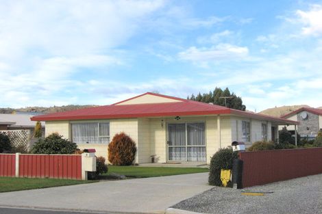 Photo of property in 8 Mayfair Grove, Alexandra, 9320