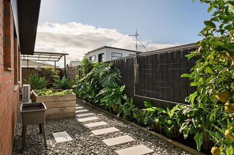 Photo of property in 2/419 Maunganui Road, Mount Maunganui, 3116