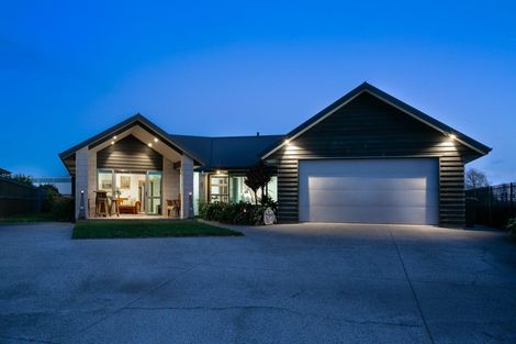 Photo of property in 23 Brancaster Place, Cambridge, 3434