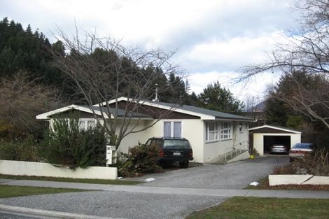 Photo of property in 16 Sawmill Road, Queenstown, 9300