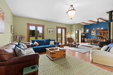 Photo of property in 140 Mackenzie Road, Kahuranaki, Havelock North, 4295