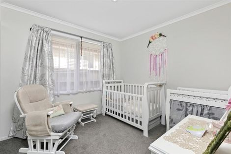 Photo of property in 60 Utopia Park Heights, Welcome Bay, Tauranga, 3112