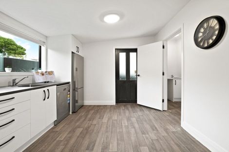 Photo of property in 168 South Road, Caversham, Dunedin, 9012