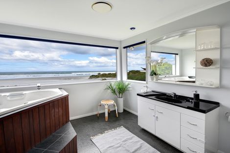 Photo of property in 799 Brighton Road, Ocean View, Dunedin, 9035