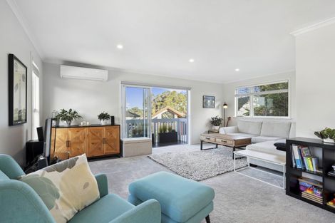 Photo of property in 11 Tahi Terrace, Glen Eden, Auckland, 0602