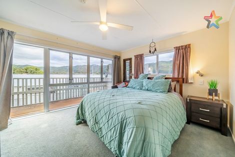 Photo of property in 30 Matthews Road, Wainuiomata, Lower Hutt, 5014