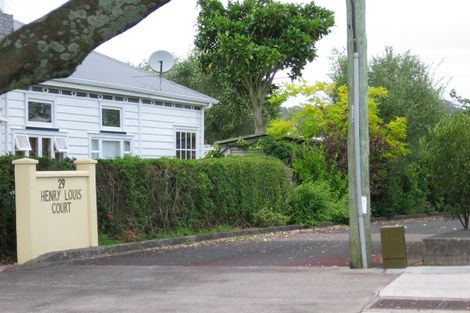 Photo of property in 1/29 Sutherland Road, Point Chevalier, Auckland, 1025