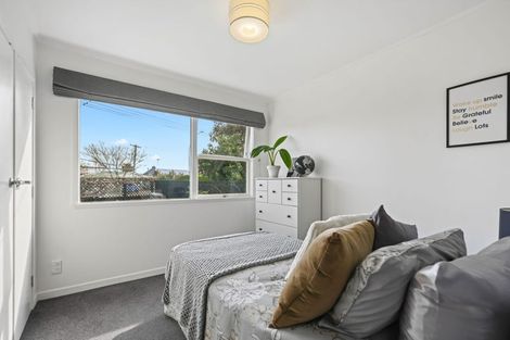 Photo of property in 37 Braid Road, St Andrews, Hamilton, 3200