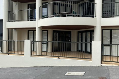 Photo of property in 13/22 Oriental Terrace, Oriental Bay, Wellington, 6011