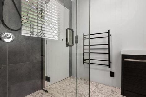 Photo of property in 2/16 Aubrey Crescent, Rainbow Point, Taupo, 3330