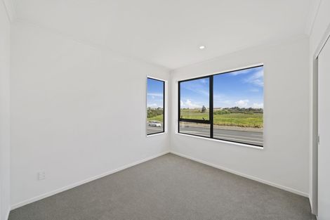 Photo of property in 89 Waipuhinui Way, Wiri, Auckland, 2104