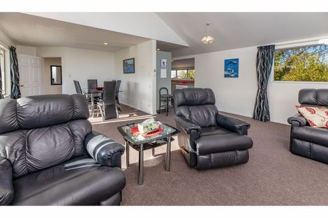 Photo of property in 3/50 Division Street, Riccarton, Christchurch, 8041