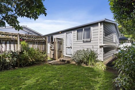 Photo of property in 16 Linwood Avenue, Mount Albert, Auckland, 1025