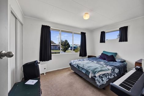 Photo of property in 17 Suther Street, Waverley, 4510