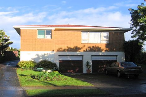Photo of property in 2/3 Sarah Place, Farm Cove, Auckland, 2012