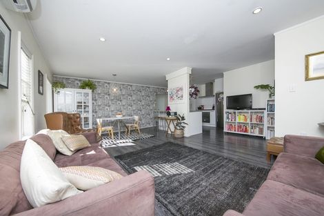 Photo of property in 1/9 Hastie Avenue, Mangere Bridge, Auckland, 2022