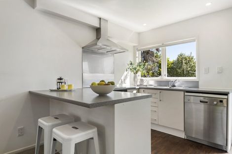 Photo of property in 3/67 Vauxhall Road, Devonport, Auckland, 0624