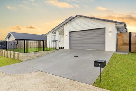 Photo of property in 14 Huria Vista, Pyes Pa, Tauranga, 3112
