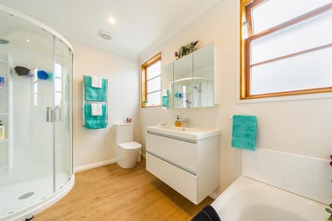 Photo of property in 15 Ararino Street, Trentham, Upper Hutt, 5018