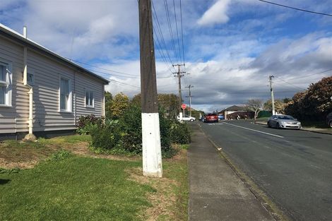 Photo of property in 51 Sturges Road, Henderson, Auckland, 0612