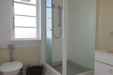 Photo of property in Norton Flats, 6/302 Willis Street, Aro Valley, Wellington, 6011